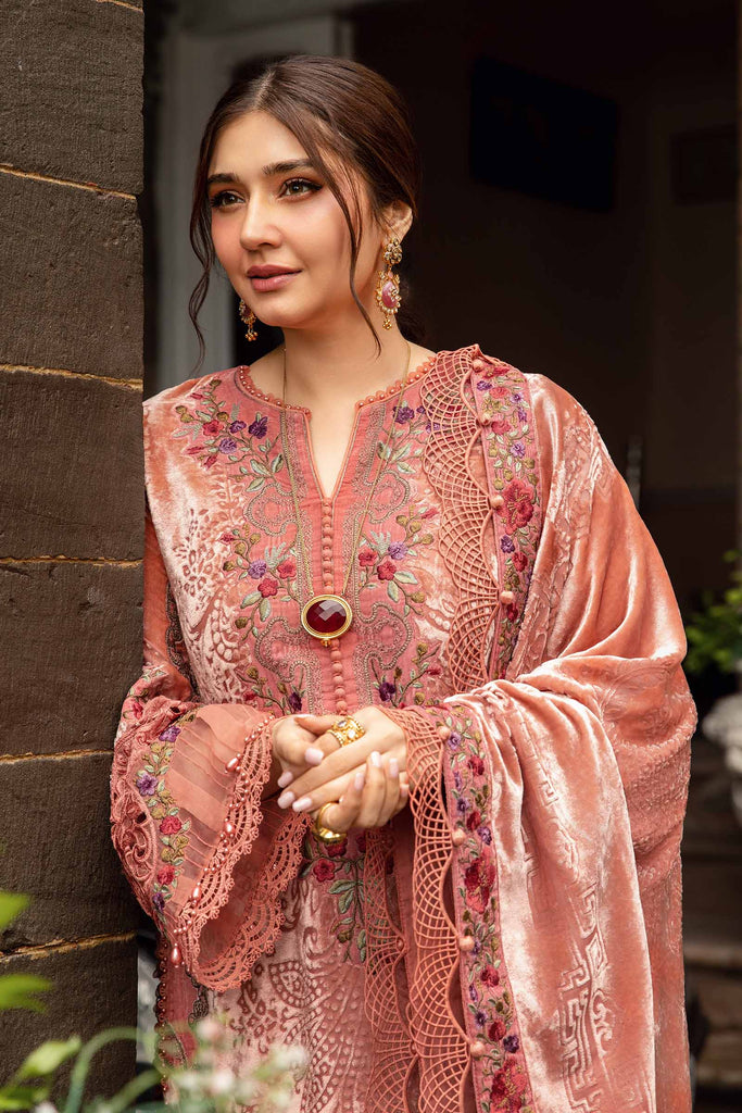 Embroidered Palachi Suit | DL-1206