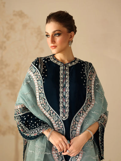 BAROQUE - EMBROIDERED VELVET UF-4310