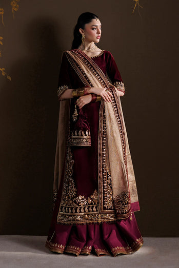 BAROQUE - EMBROIDERED VELVET UF-4548